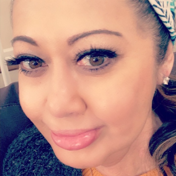 Meet your Posher, Catherine - Picture 2 of 3